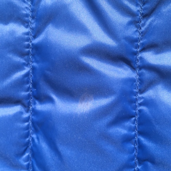 Light Puffer Vest - Picture 6 of 8